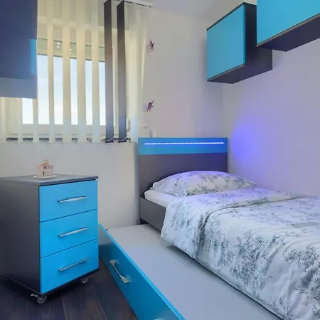 Prázdninový dům Danijela *