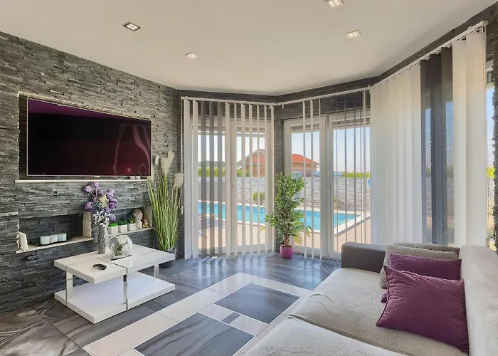 Danijela Будинок відпочинку Пула